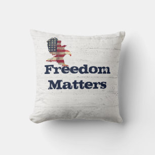 Patriotic Quote med Flagga Eagle Kudde