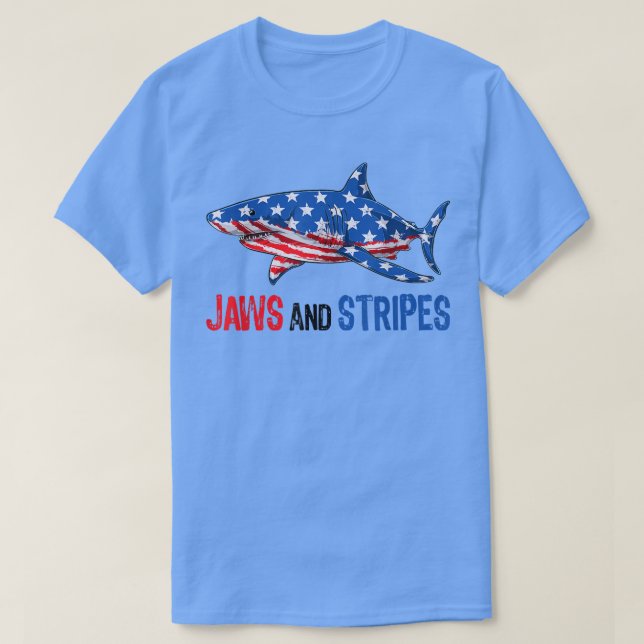 Patriotic Shark American Flagga USA 4:e juli Manar T Shirt (Design framsida)