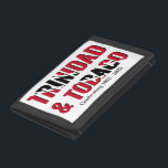 Patriotic TRINIDAD<br><div class="desc">Modern, patriotisk TRINIDAD Trifold Wallet med ANPASSADE SAMPLE TEXT. I designen visas TRINIDAD & TOBAGO i den välkända svarta strimlade flagga TRINIDAD. Den här TRINIDADIAN-lastpallen skulle vara en idealisk gåva till patriotisk TRINIS när man är ute och reser. Matchning av TRINIDADIAN party-förråd och presentidéer finns i TRINIDAD AT 60 Collection...</div>