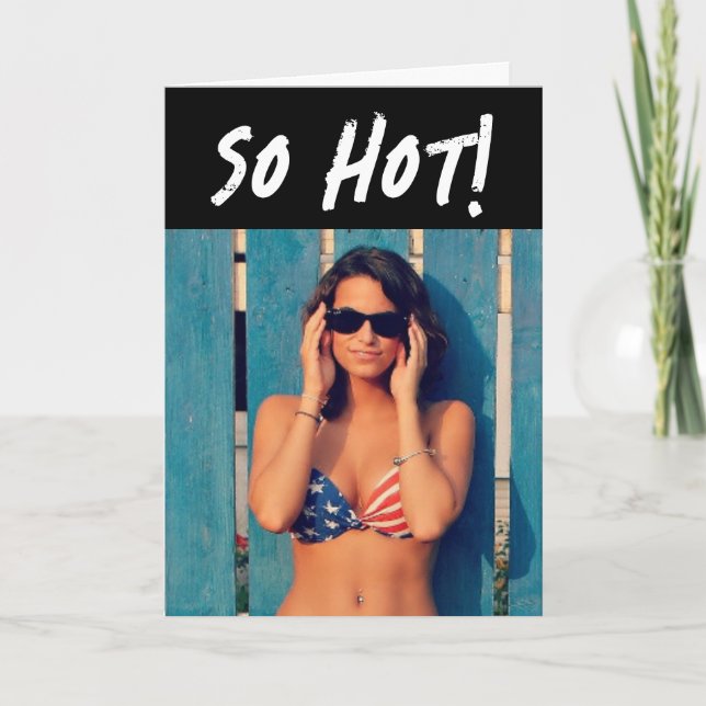 PATRIOTIC USA BIKINI GIRL FUNNY BIRTHDAY CARD HELGKORT (Framsida)