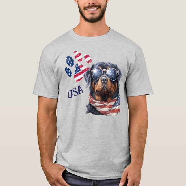 Patriotic USA flagga Paw Print Rottweiler Hund T Shirt (Framsida)