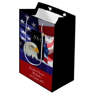 Patriotisk amerikanörn och flagga