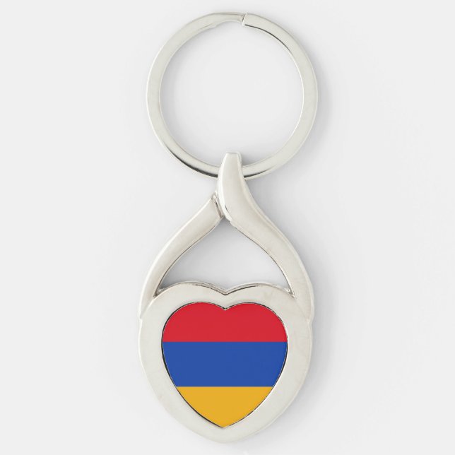 Patriotisk armenisk flagga twisted heart silverfärgad nyckelring (Framsidan)
