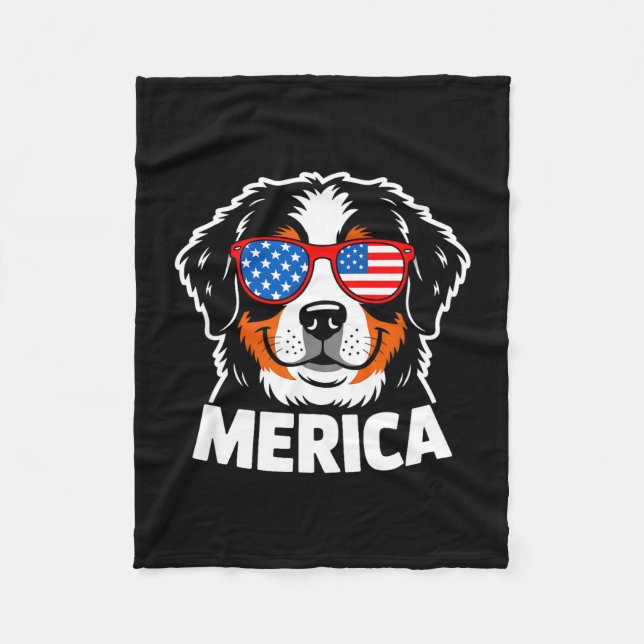Patriotisk Berner Sennenhund 4 juli USA Fleecefilt (Framsidan)