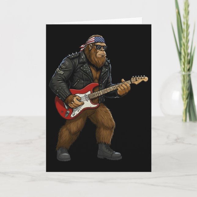 Patriotisk Bigfoot som spelar gitarr 4 juli Ameri Kort (Framsida)