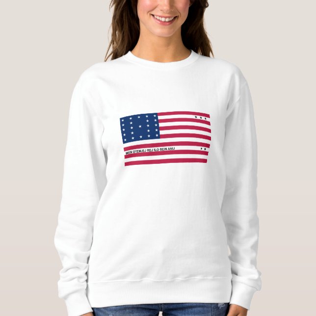 Patriotisk Bikiniatollen-flagga T Shirt (Framsida)