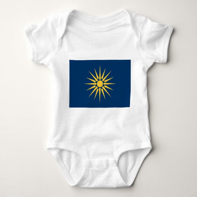 Patriotisk bodykosti baby med flagga av Makedonien T Shirt (Framsida)