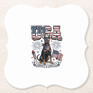 Patriotisk Doberman USA Vintage Gravyr T-Shirt Des Underlägg Papper
