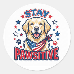 Patriotisk Golden Retriever "Stay Pawsitive" Hund Runt Klistermärke