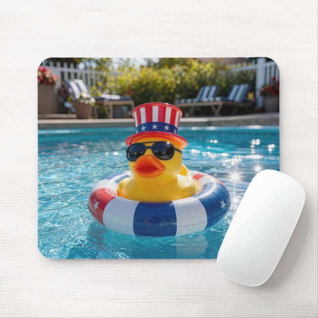 Patriotisk gummianka i en pool musmatta (Med mus)
