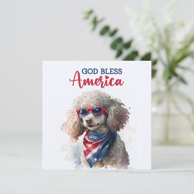 Patriotisk hund-poodle 4 juli-kort julkort (Stående Fram)