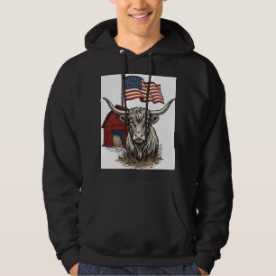 Patriotisk långhornad ko och röd ladugård vektorde hoodie