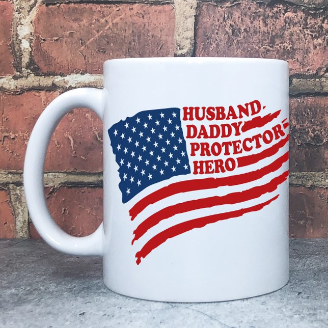 Patriotisk Make Pappa Skyddare Hjälte Kaffemugg (Husband, Daddy, Protector, Hero Coffee mug)