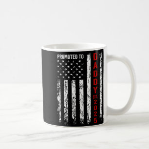 Patriotisk Pappa Beforderad Till Pappa Est 2025 Ny Kaffemugg