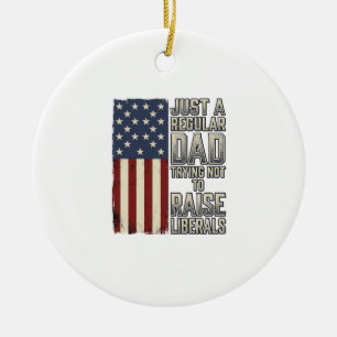 Patriotisk Pappa Vintage Flagga Citat T-Shirt Desi Julgransprydnad Keramik