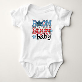 PATRIOTISK RÖTT VITT BLÅTT BOOM BOOM BABY T SHIRT