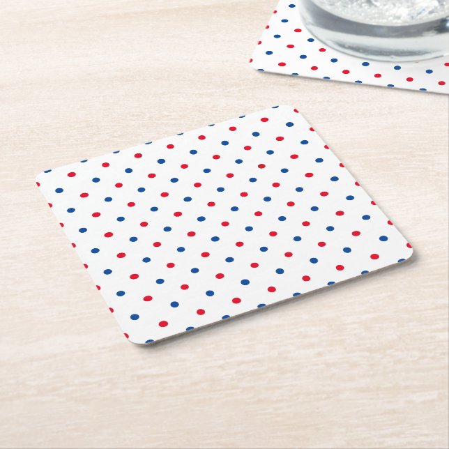 Patriotisk rött vitt blått polka dot mönster helgd underlägg papper kvadrat (Vinklad)