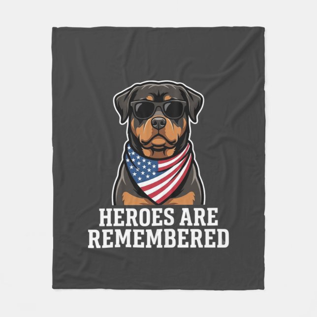 Patriotisk Rottweiler Hjälte Hund Vektor Design Fleecefilt (Framsidan)