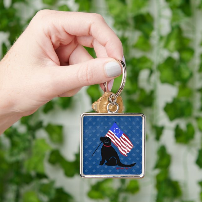 Patriotisk Svart Lab Amerikansk Flagg Nyckelring S (Hand)