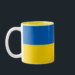Patriotisk ukrainsk flagga Två-Tonad mugg<br><div class="desc">Patriotisk flagga av Ukraina.</div>