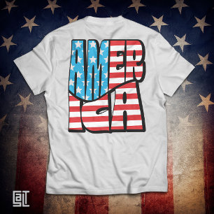 Patriotisk USA-flaggabokstavning Modig amerikansk  T Shirt