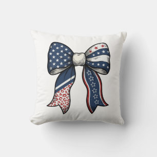 Patriotisk Vintage Graverad Båge Vektor Design_1 Kudde