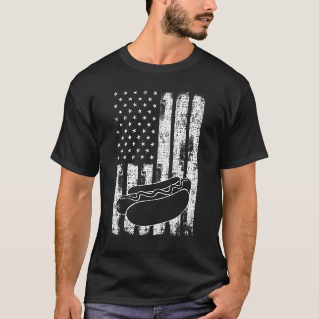 Patriotiska 4 juli picknick USA Flagga Hotdog korv T Shirt (Framsida)