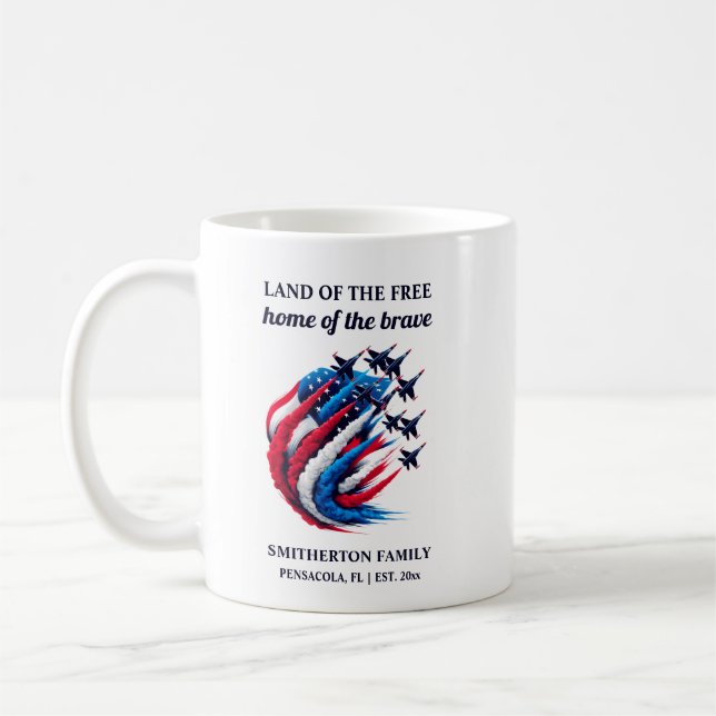 Patriotiska röda vita blå stridsflygplan  kaffemugg (Vänster)
