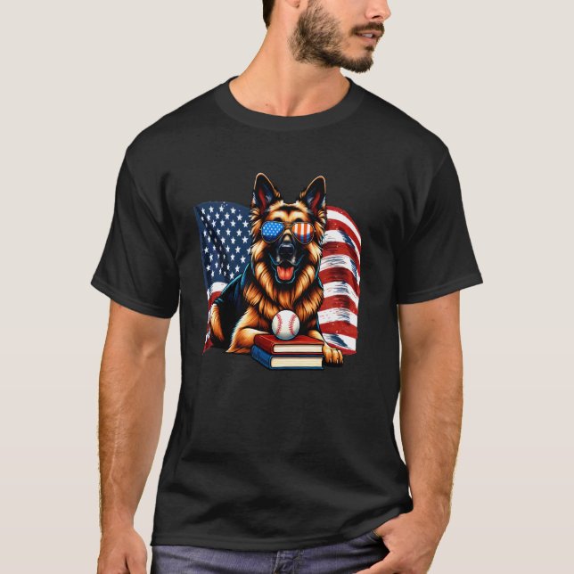 Patriotiska tyska schäferhundböcker baseboll Ameri T Shirt (Framsida)