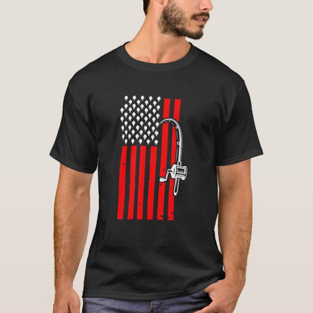 Patriotiskt fiske med amerikanska USA flagga Under T Shirt (Framsida)