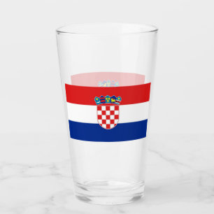 Patriotiskt glas kopp med flagga av Kroatien