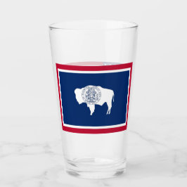Patriotiskt glas kopp med flagga av Wyoming