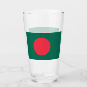 Patriotiskt glas kopp med flagga i Bangladesh