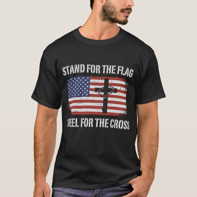 Patriotiskt ställ för Flagga Kneel för Kor T Shirt (Framsida)