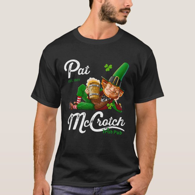 Pats Mccrotch Irish Pub Leprechaun  St Patricks Da T Shirt (Framsida)