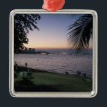 Pattaya Beach Sunset ... Chonburi, Thailand Julgransprydnad Metall<br><div class="desc">Solnedgång på Beach,  Pattaya,  Chonburi,  Thailand. Pattaya Beach är parallell med stadskärnan och springa från Pattaya Nuea söderut till Walking Street. Go Isaan Photography specialiserar sig på idiosynkratisk bildupptagning från Thailand,  Kambodja och Laos. Här hittar du unika hälsningskort,  vykort,  Poster,  Mousepads med mera.</div>