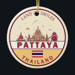 Pattaya Thailand City Skyline Emblem Julgransprydnad Keramik<br><div class="desc">Pattaya minimalistisk,  färglös konstdesign med monument och landmärken i Thailand.</div>