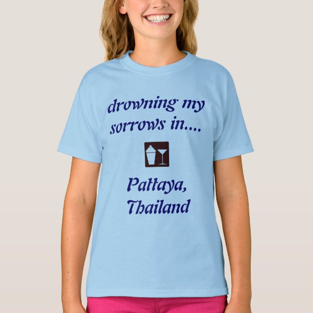 Pattaya Thailand som DRICKER SKJORTAN! T Shirt (Framsida)
