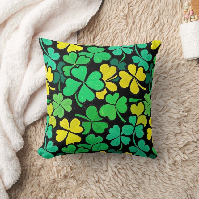 Pattern St. Patrick's Day Clovers Kudde (Filt)