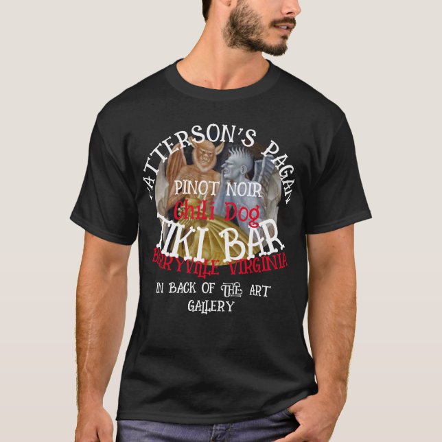 PATTERSON'S PAGAN Pinot Noir Chili Dog TIKI Bar VA T Shirt (Framsida)
