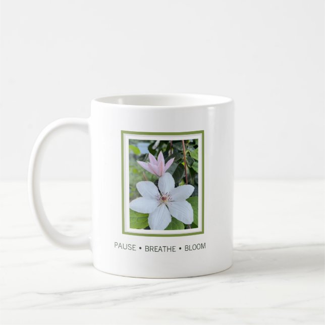 Pause Breathe Bloom Blommig  Kaffemugg (Vänster)