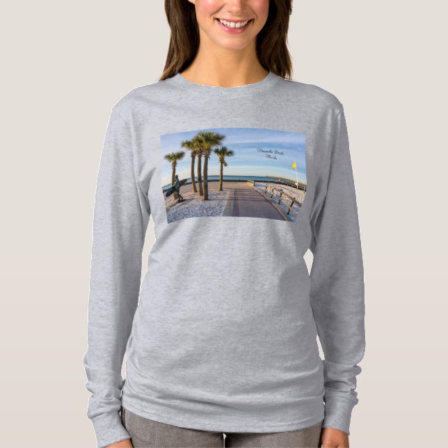 Paved Walkway till Långärmaden Pensacola Beach T Shirt (Framsida)