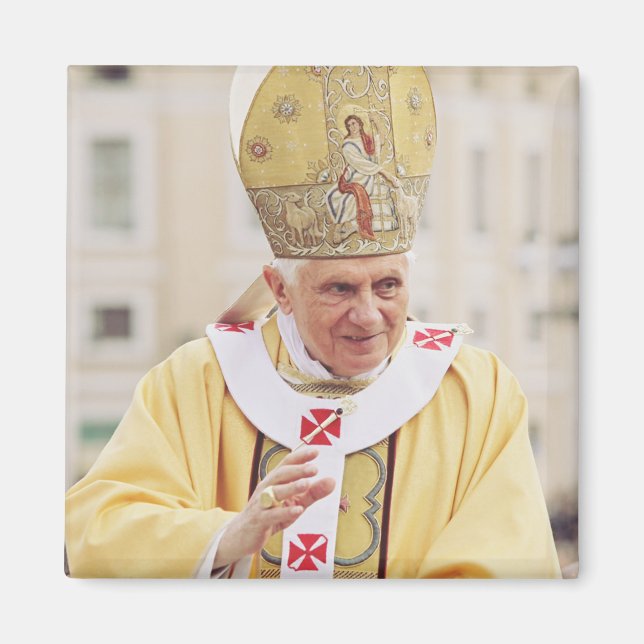Påven Benedict XVI T-Shirt Magnet (Framsidan)