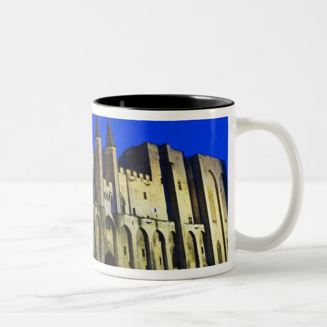 Påvens palats i Avignon vid solnedgången. Byggt 2 Två-Tonad Mugg (Höger)