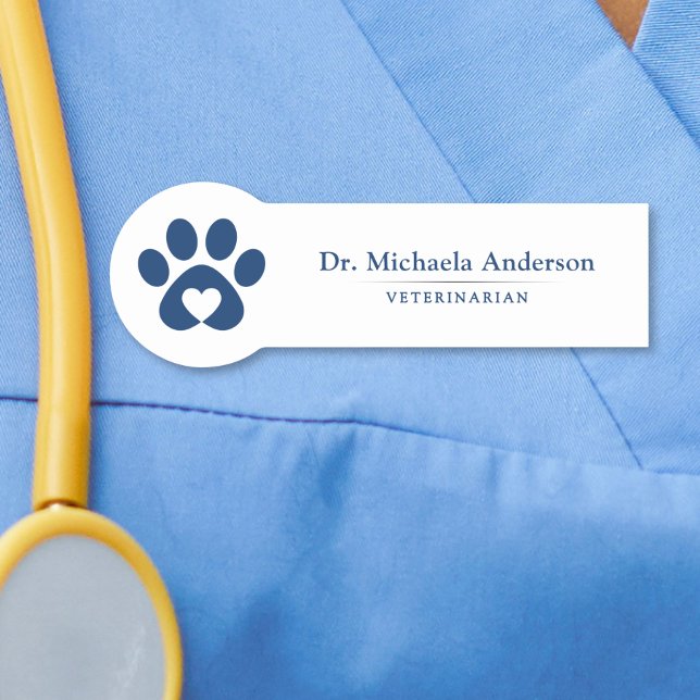 Paw Print Heart Veterinär Namnbricka (Skapare uppladdad)
