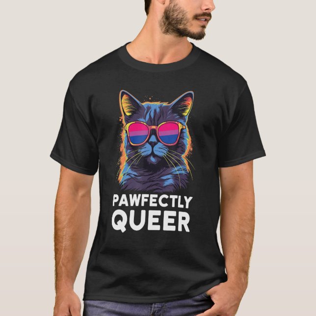 Pawfectly Queer  Cat With Sunglasses Bisexual Prid T Shirt (Framsida)