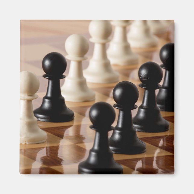 Pawns in Chess Board Magnet (Framsidan)