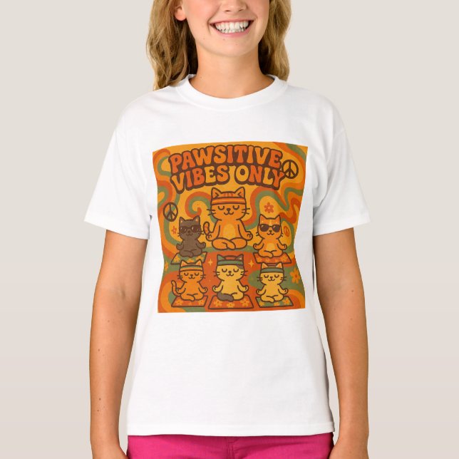 Pawsitive Vibes Only T Shirt (Framsida)