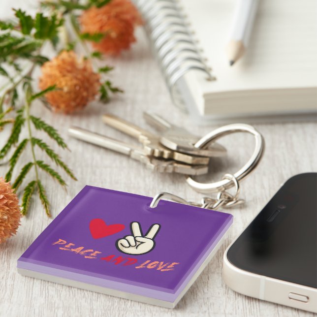 Peace and Love Keychain | Heart and Peace Sign  (Högra Framsidan)