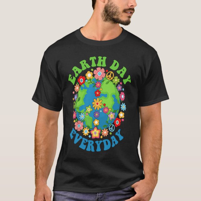 Peace Earth Day Everyday 60s 70s Hippie Retro Envi T Shirt (Framsida)